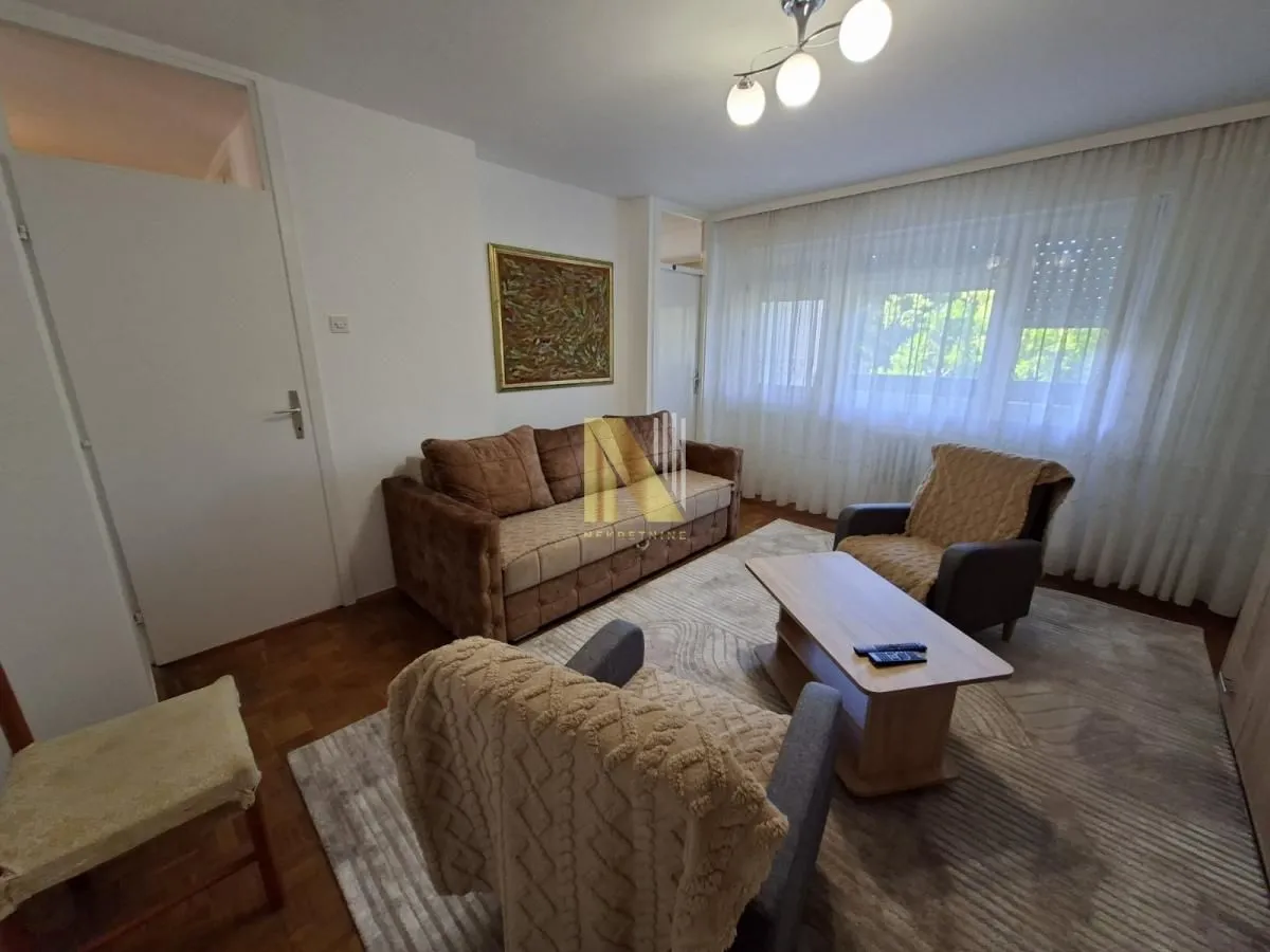 Izdavanje, dvosoban stan, 61m², Novo naselje, Novi Sad