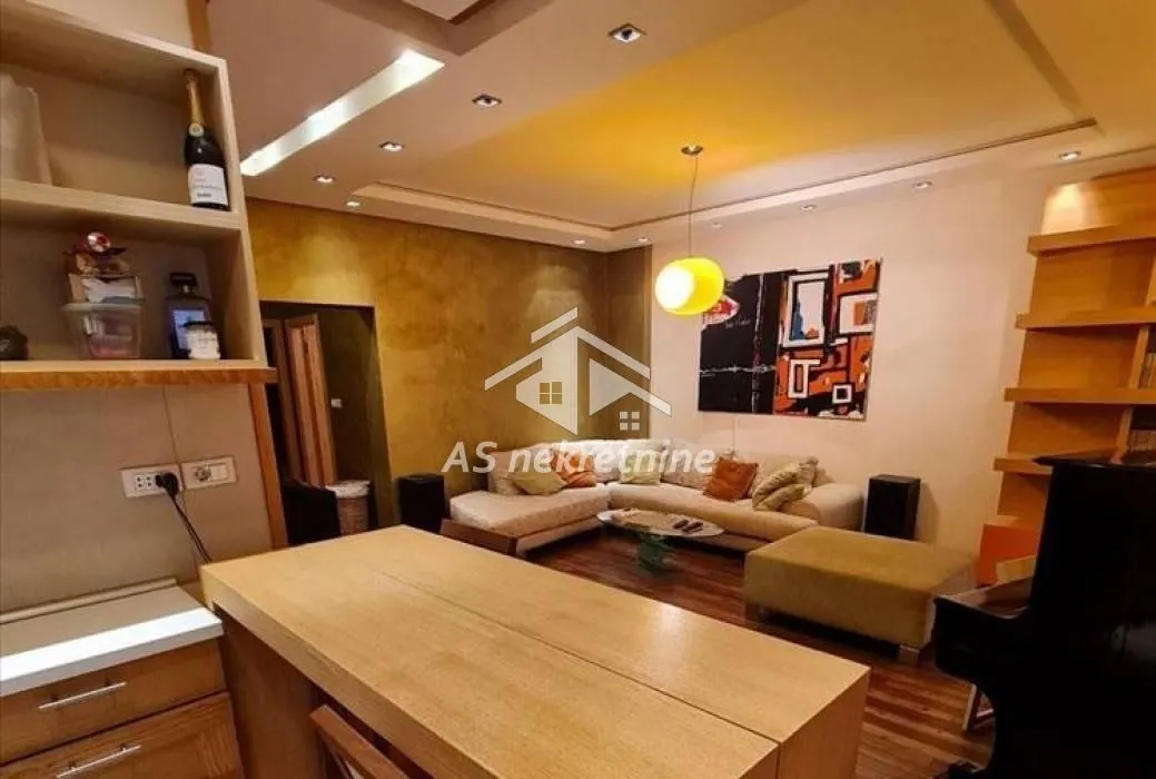 Rent, two bedroom apartment, 63m², Kalenić Pijaca, Vračar Sve Podlokacije