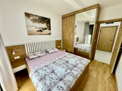 Izdavanje, dvosoban stan, 60m², City Kvart, Podgorica - image 8