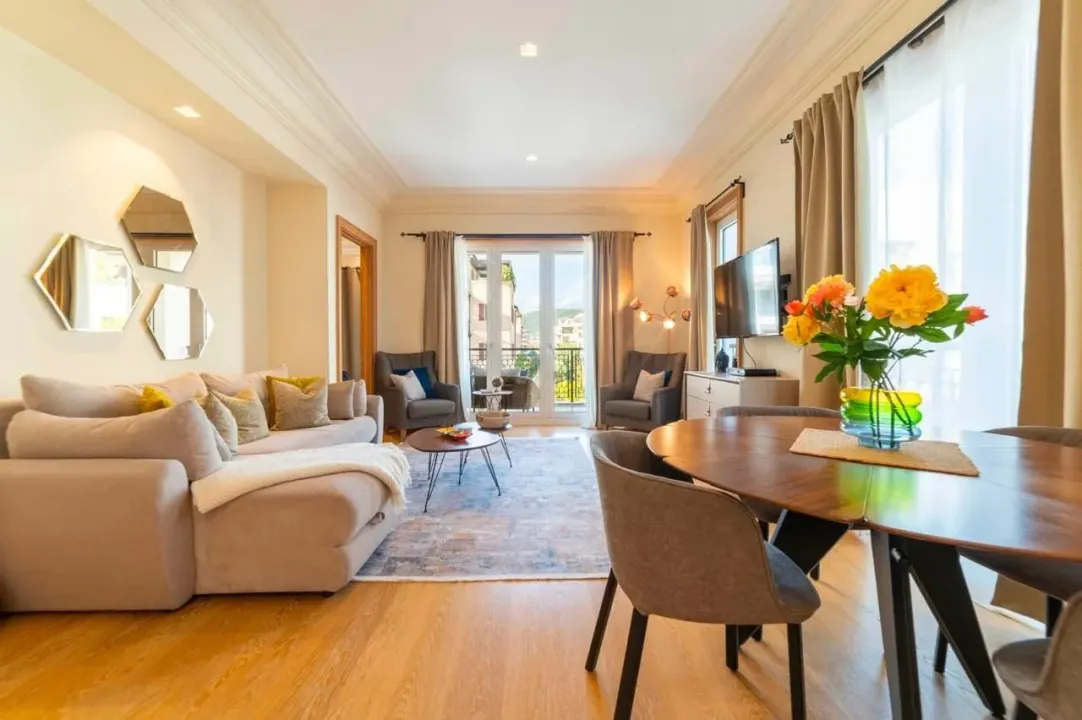 Rent, one bedroom apartment, 63m², Porto Montenegro, Tivat