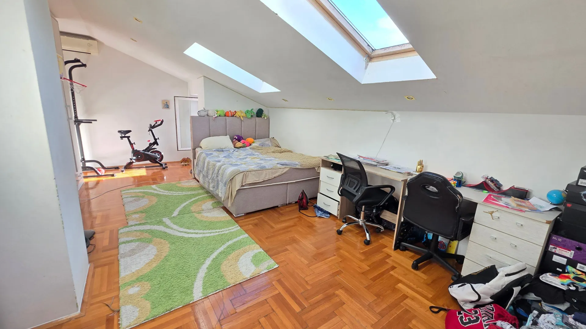 Prodaja, dvosoban stan, 83m², Krivi Most, Podgorica