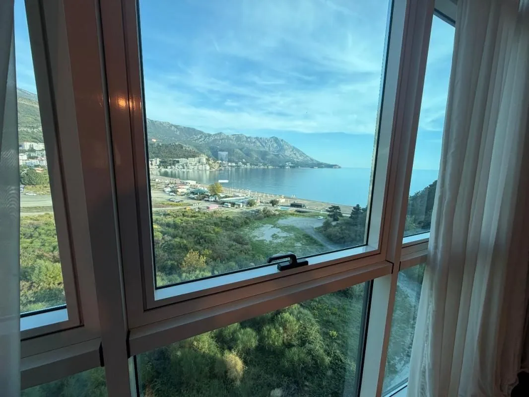 Prodaja, dvosoban stan, 89m², Bečići, Budva