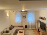 Prodaja, trosoban stan, 75m², Medaković Sve Podlokacije, Beograd - image 1