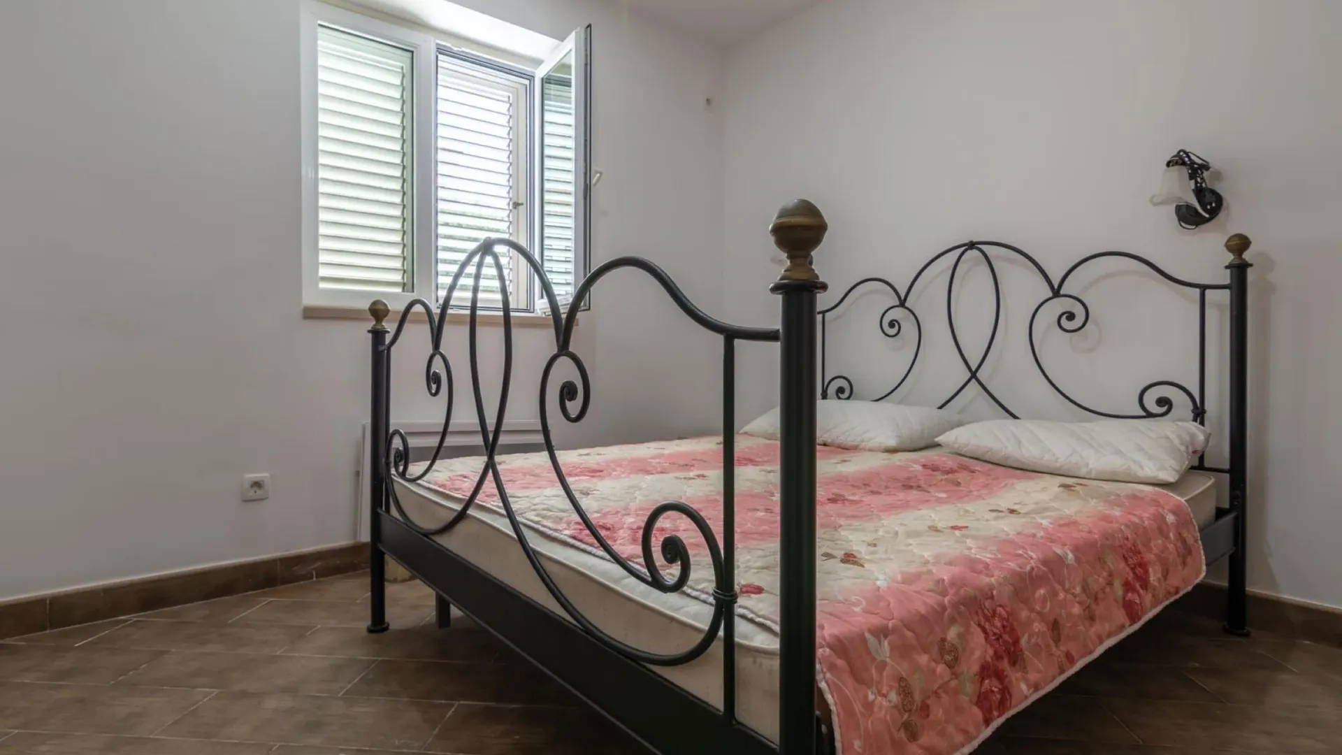 Prodaja, kuća, 267m², Tivat, Crna Gora