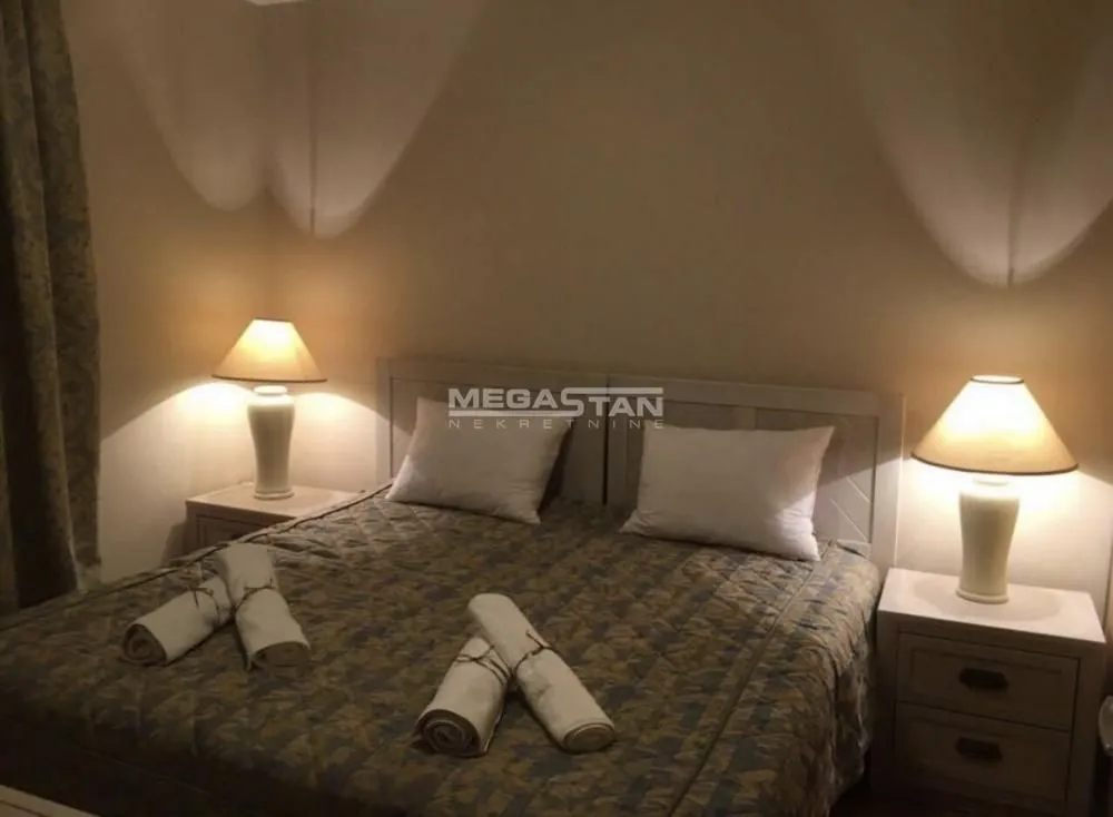 Sale, two bedroom apartment, 52m², Uciteljsko Naselje, Zvezdara Sve Podlokacije