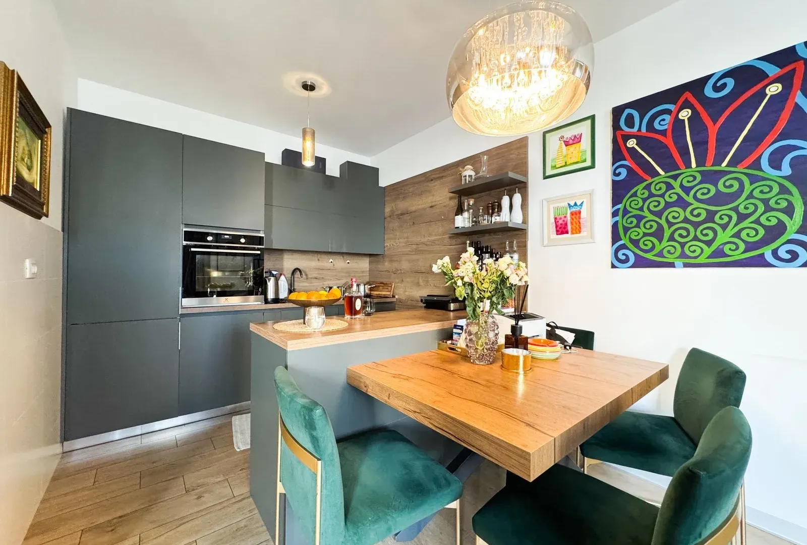 Prodaja, dvosoban stan, 63m², Blok 9, Podgorica