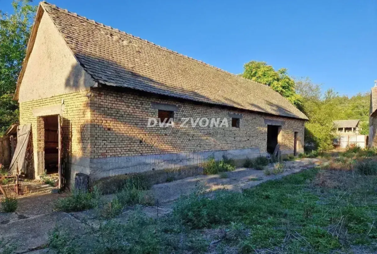 Prodaja, kuća, 140m², Susek, Beočin
