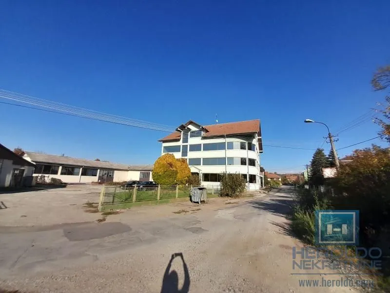 Rent, office space, 1300m², Supska, Ćuprija