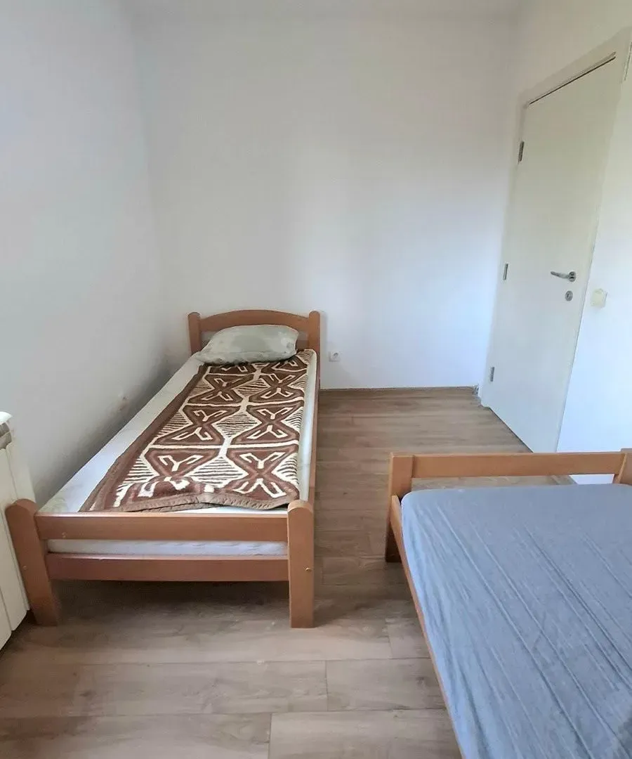 Sale, three bedroom apartment, 80m², Železnik, Beograd