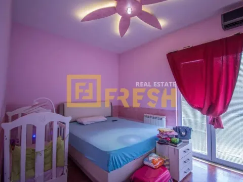 Sale, house, 550m², Zabjelo, Podgorica - image 24