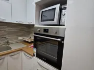 Rent, three bedroom apartment, 80m², Budva, Crna Gora - image 4