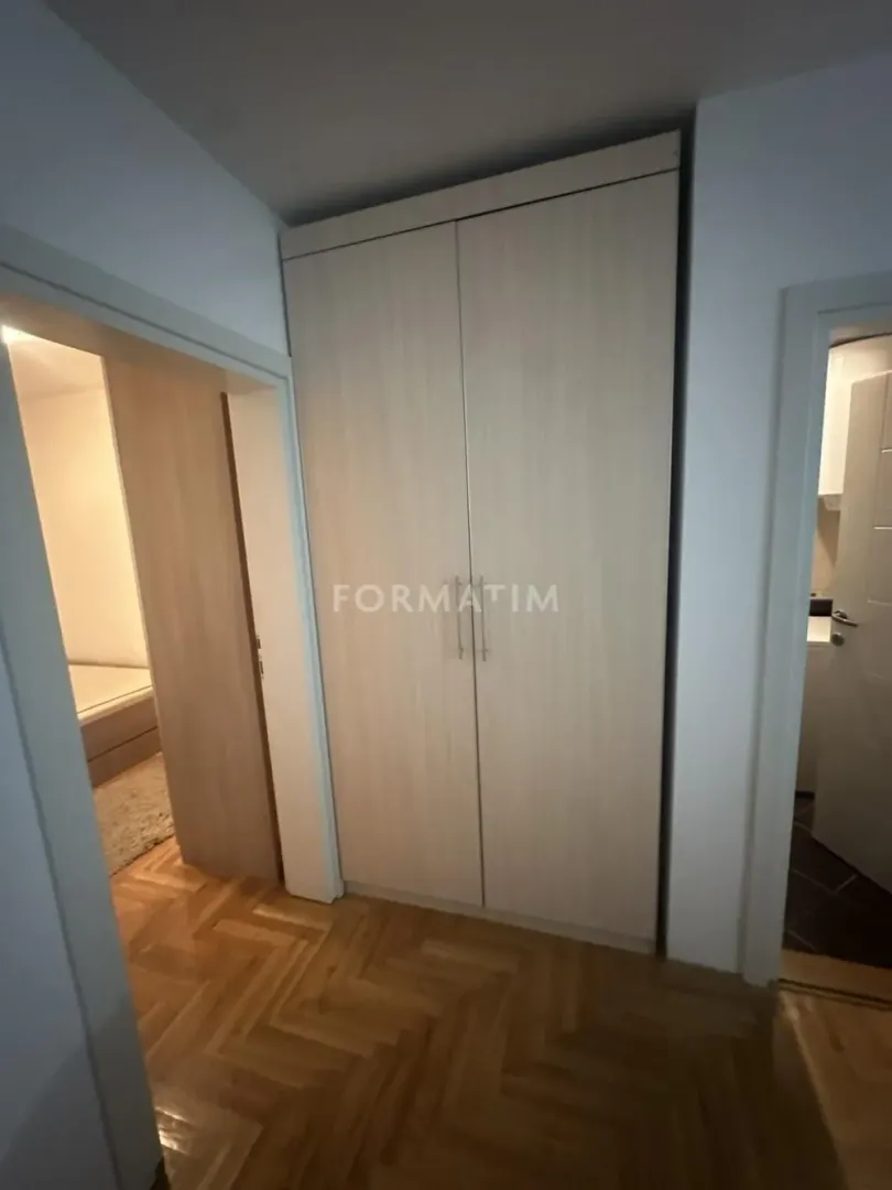 Rent, three bedroom apartment, 60m², Uciteljsko Naselje, Zvezdara Sve Podlokacije