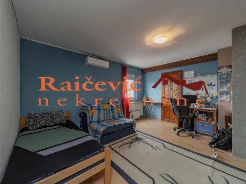 Sale, three bedroom apartment, 115m², Petlovo Brdo, Beograd - image 13