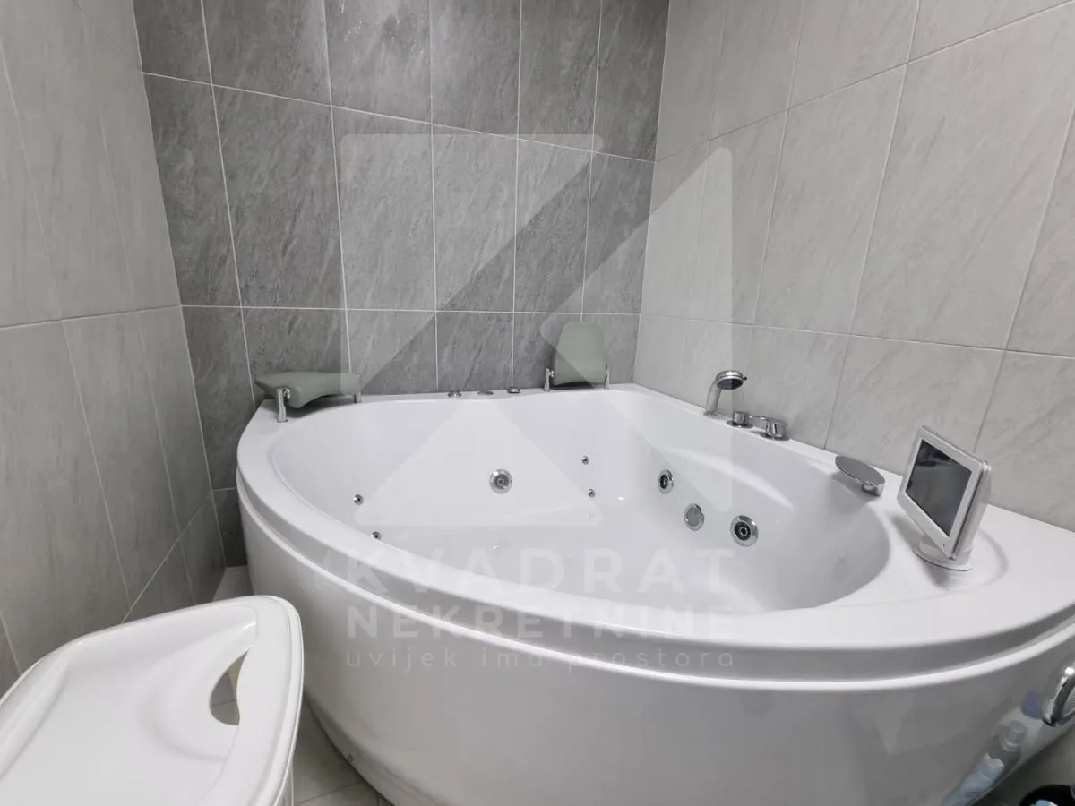 Rent, three bedroom apartment, 95m², Rozino, Budva