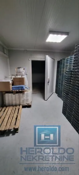Sale, office space, 2400m², Vranje, Srbija