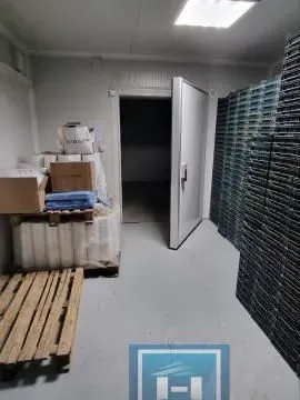 Sale, office space, 2400m², Vranje, Srbija - image 11