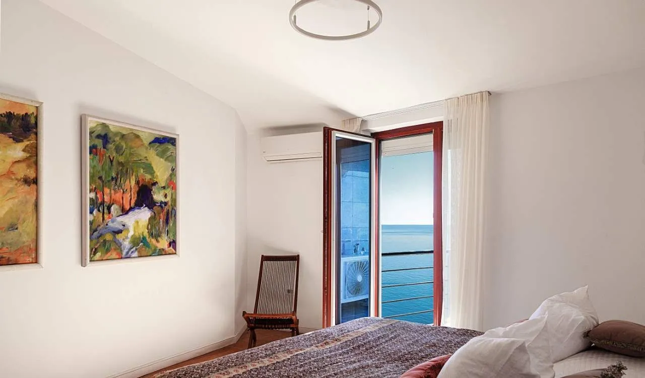 Sale, three bedroom apartment, 129m², Vidikovac, Budva