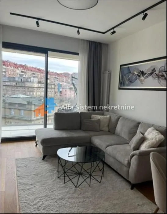 Izdavanje, dvosoban stan, 50m², Stari Grad, Beograd