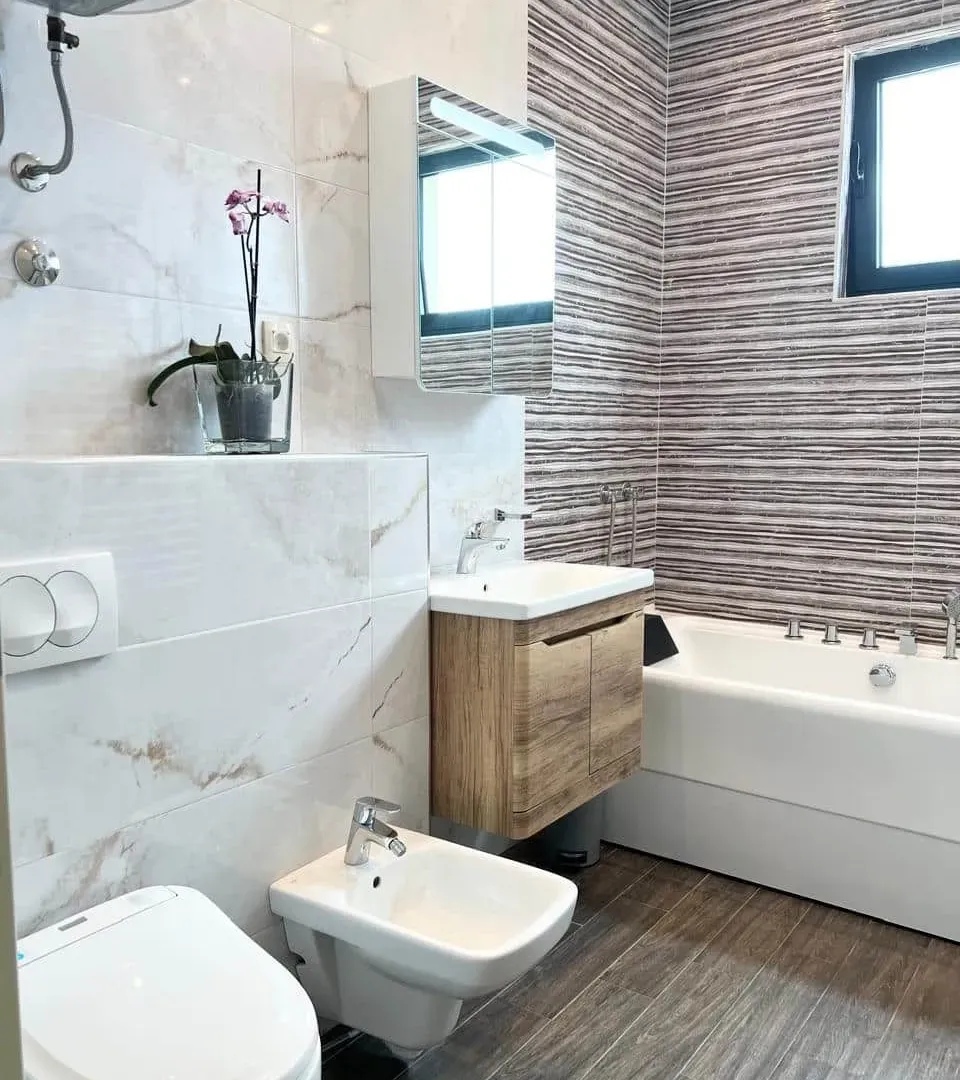 Sale, two bedroom apartment, 81m², Bečići, Budva