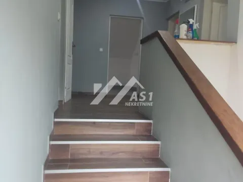 Izdavanje, kuća, 100m², Adice, Novi Sad Sve Podlokacije - image 9