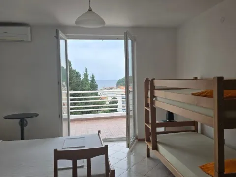 Prodaja, garsonjera, 35m², Petrovac, Budva - image 1