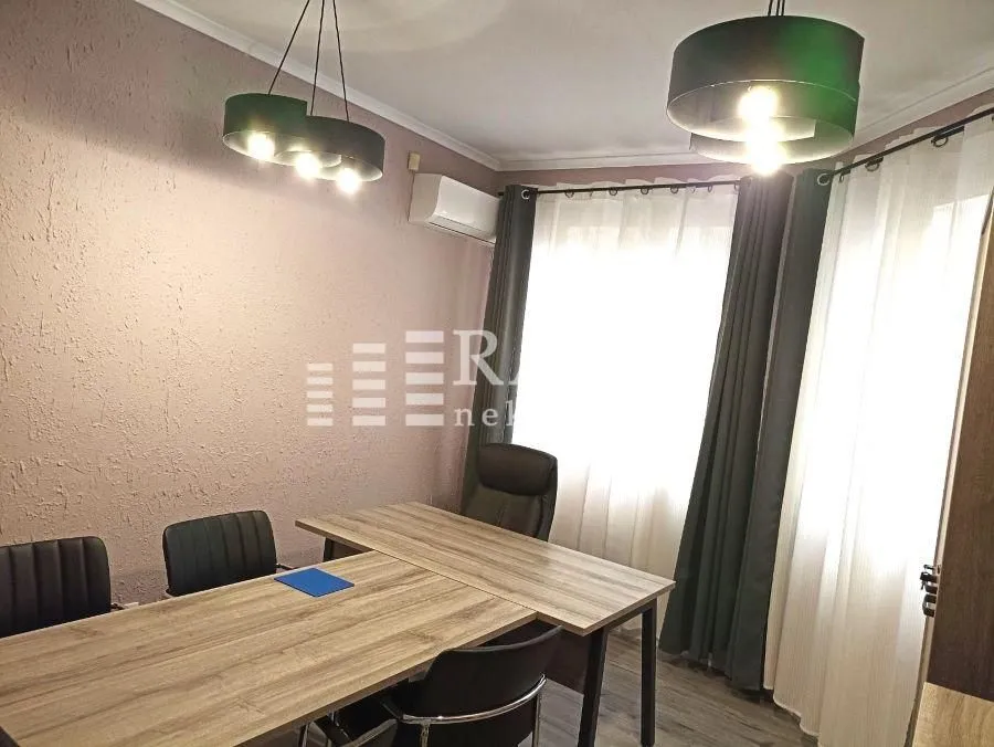 Rent, office space, 127m², Kalemegdan, Beograd