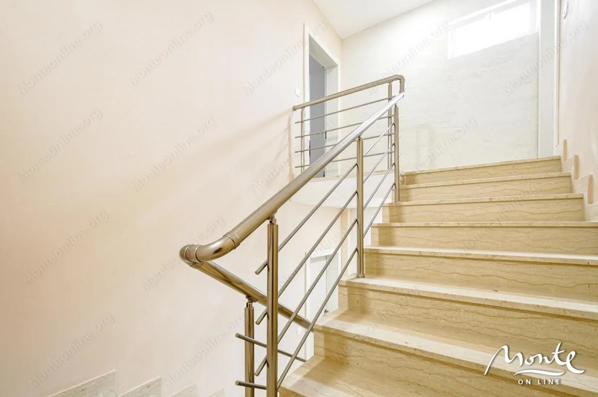 Sale, four bedroom apartment, 124m², Tivat, Crna Gora