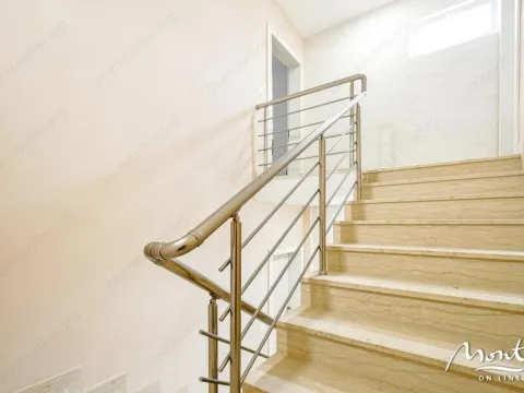 Sale, four bedroom apartment, 124m², Tivat, Crna Gora - image 6