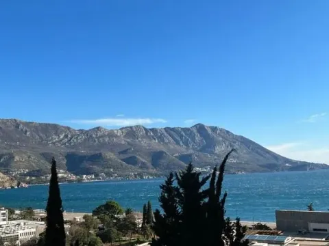 Sale, three bedroom apartment, 105m², Bečići, Budva - image 8