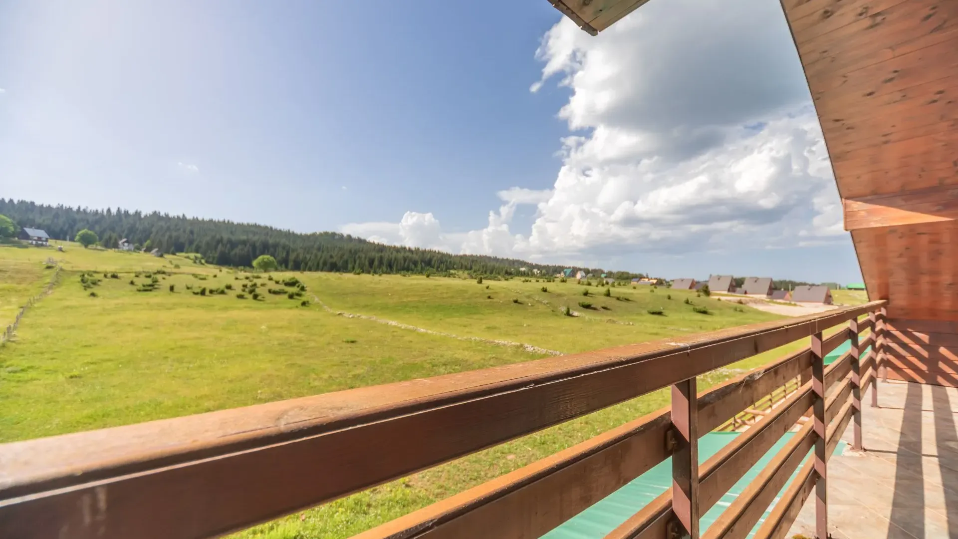 Prodaja, kuća, 200m², Žabljak, Crna Gora