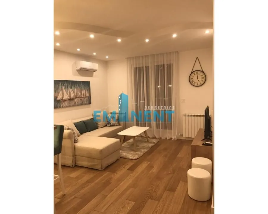 Rent, two bedroom apartment, 41m², Zemun Sve Podlokacije, Beograd
