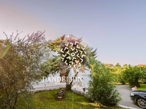 Rent, house, 250m², Zagorič, Podgorica - image 20