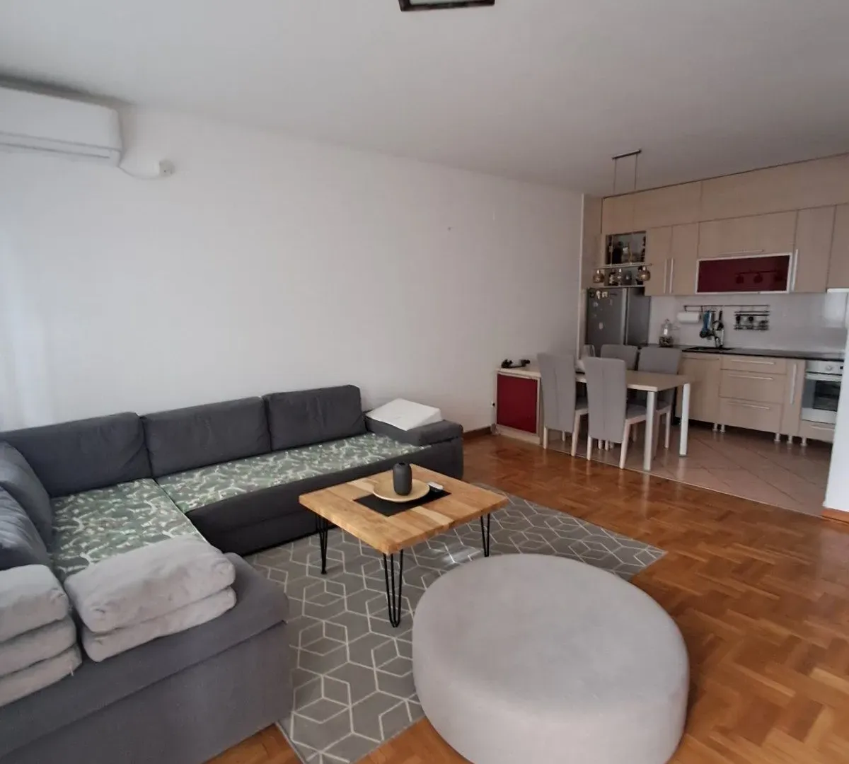 Rent, one bedroom apartment, 56m², Gorica C, Podgorica