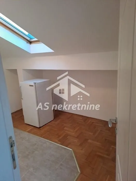 Prodaja, dvosoban stan, 50m², Žarkovo, Beograd