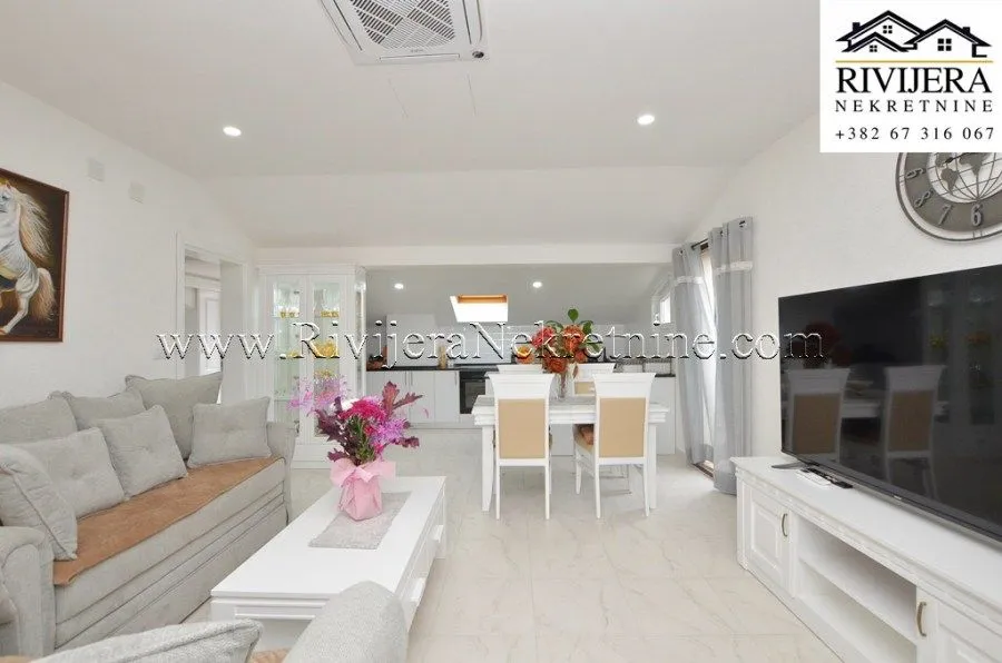 Prodaja, dvosoban stan, 98m², Igalo, Herceg Novi