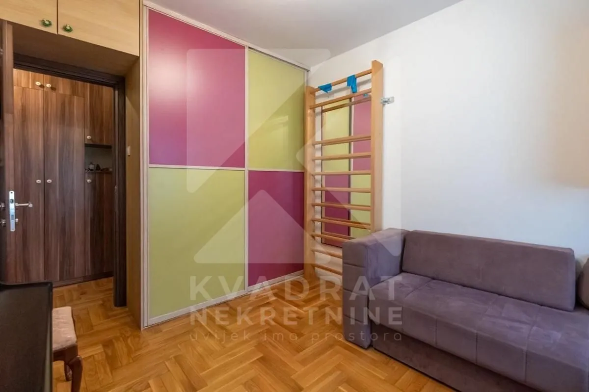 Rent, three bedroom apartment, 97m², Blok 9, Podgorica