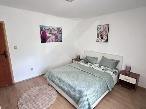 Rent, two bedroom apartment, 100m², Tološi, Podgorica - image 6