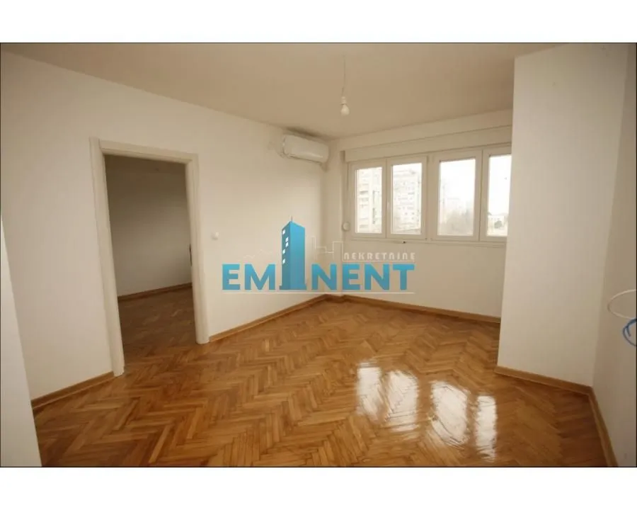 Izdavanje, dvosoban stan, 46m², Palilula Sve Podlokacije, Beograd