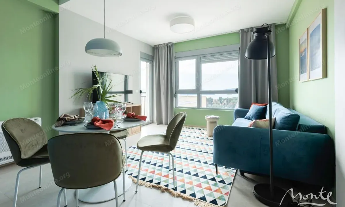 Prodaja, jednosoban stan, 45m², Tivat, Crna Gora
