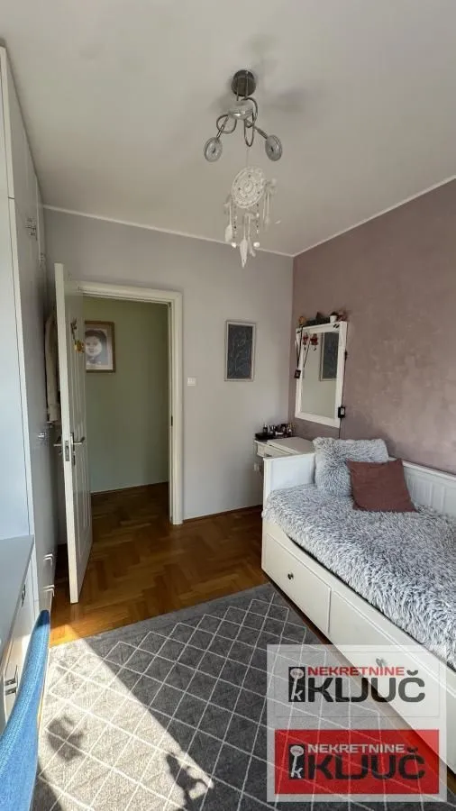 Prodaja, četvorosoban stan, 84m², Novo naselje, Novi Sad