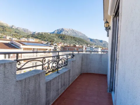 Rent, two bedroom apartment, 100m², Bjeliši, Bar - image 8