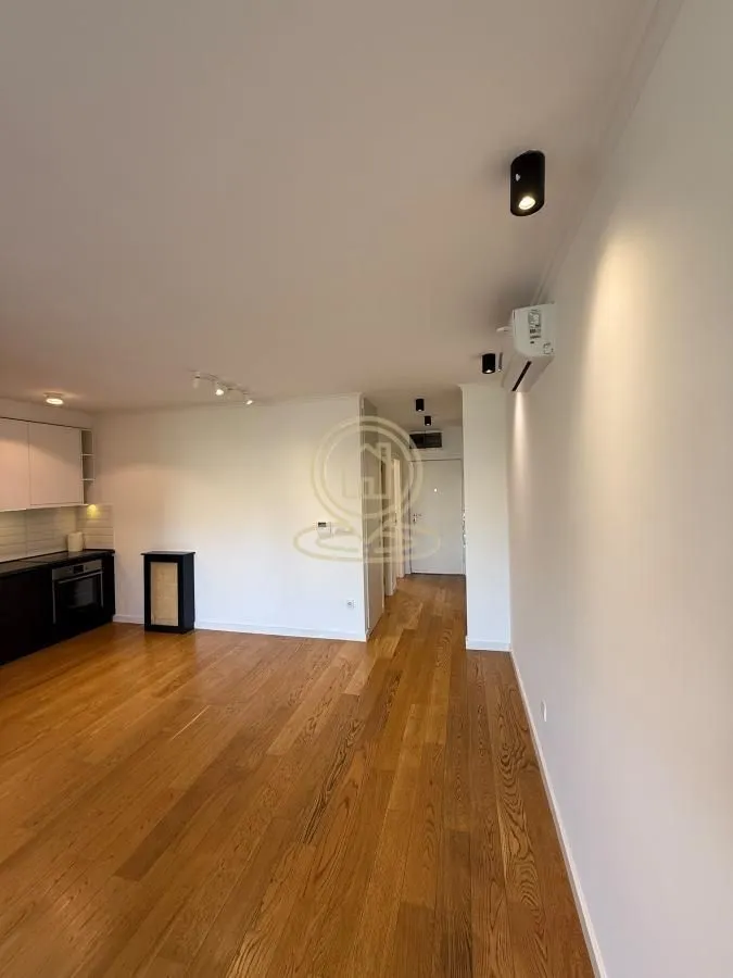 Rent, office space, 57m², Vračar Sve Podlokacije, Beograd