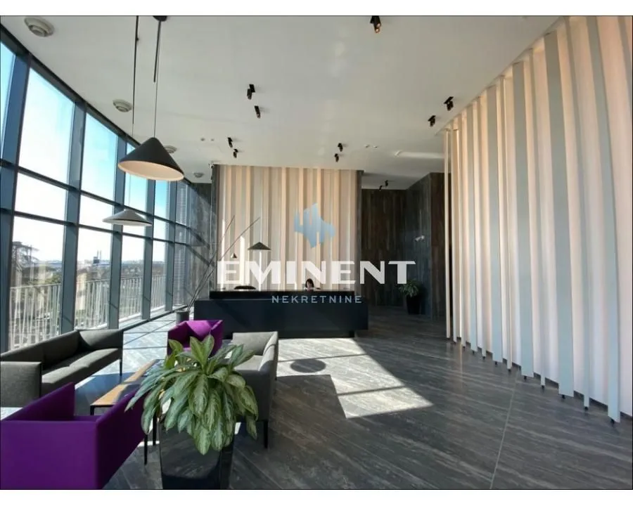 Izdavanje, trosoban stan, 88m², Savski Venac, Beograd