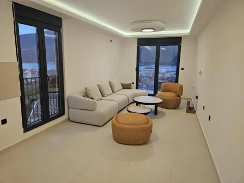 Prodaja, stan, 45m², Herceg Novi, Crna Gora - image 1