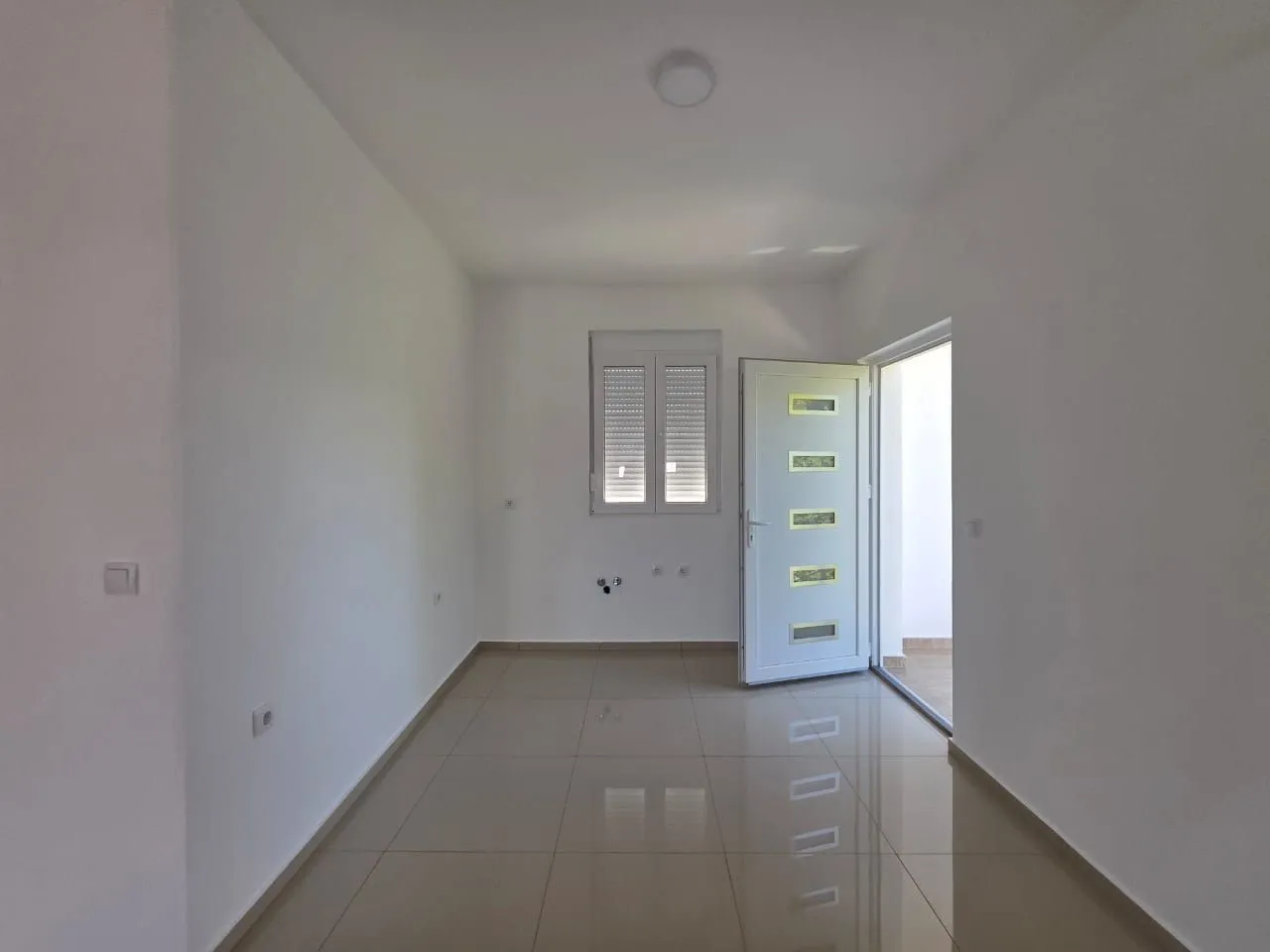 Sale, house, 180m², Ulcinj, Crna Gora