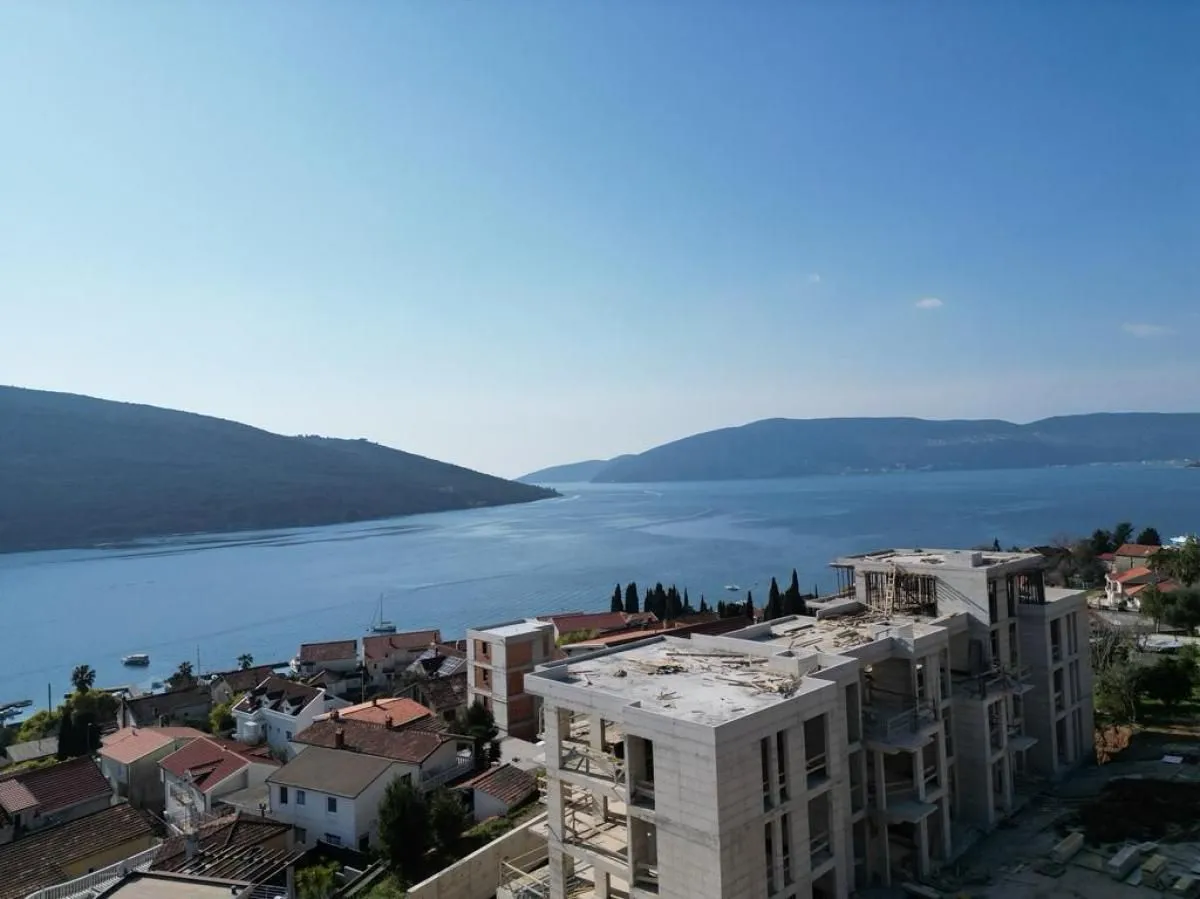 Prodaja, trosoban stan, 89m², Kumbor, Herceg Novi