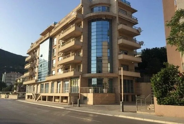 Sale, apartment, 84m², Bečići, Budva