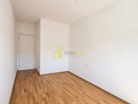 Rent, two bedroom apartment, 65m², Stari Aerodrom, Podgorica - image 10