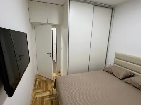 Izdavanje, jednosoban stan, 40m², Zabjelo, Podgorica - image 9