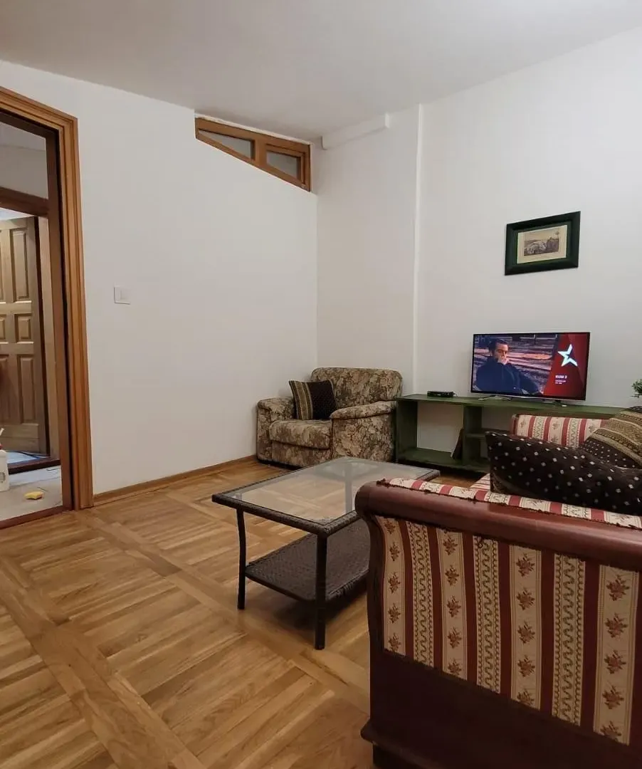 Prodaja, četvorosoban stan, 94m², Vračar Hram, Vračar Sve Podlokacije